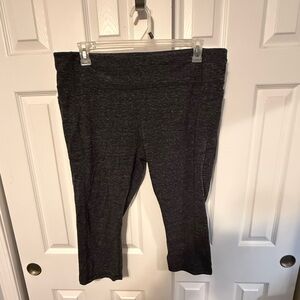 Athletic Works Charcoal Capri Leggings